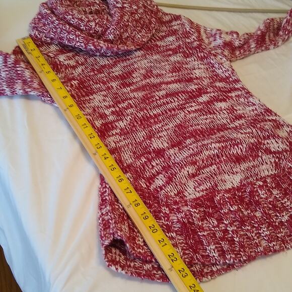 Derek heart women's size large red and white knitted sweater. Casual - Picture 6 of 7